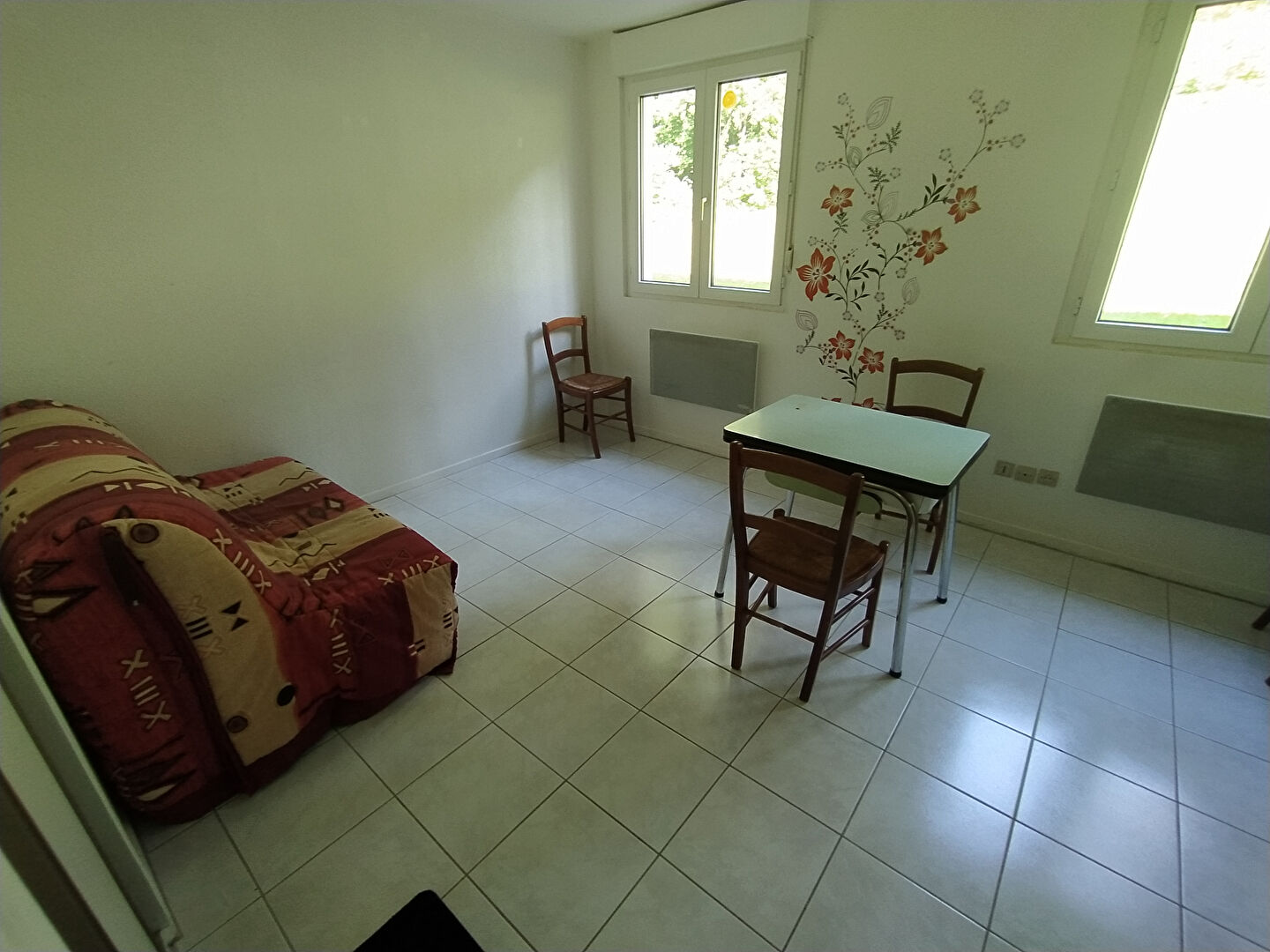 Photo 2