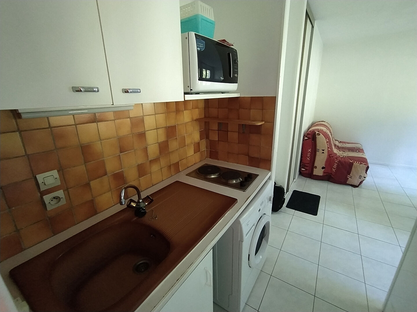 Photo 8